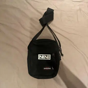 EASTPAK 넘버나인 숄더백