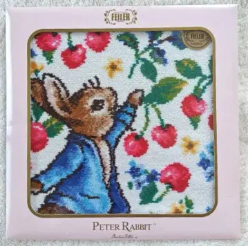 [ 미개봉 새상품 ] 페이 x 피터래빗 스윙 체리 손수건