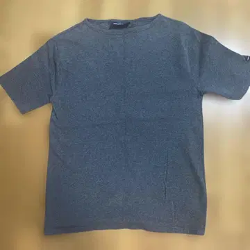 [ 사용 4회 ] 새상품급 SAINT JAMES 그레이 반팔 T셔츠