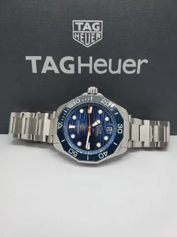 태그호이어 아쿠아레이서 300WBP5111.BA0013 블루