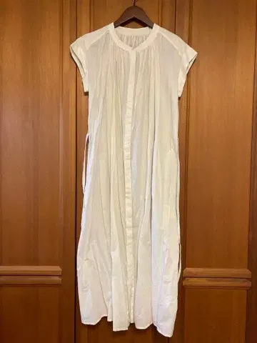 멜란 클루주 여성 프렌치 슬리브 원피스