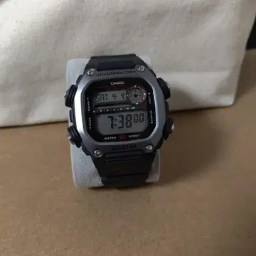 CASIO 일루미네이터 디지털 워치