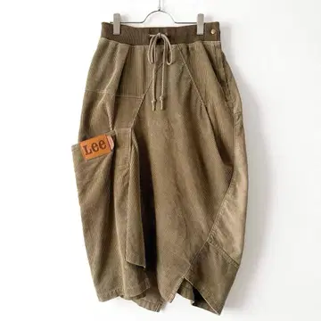 새상품급 메르시보쿠 Lee 콜라보 코듀로이 스커트 롱 변형 카키