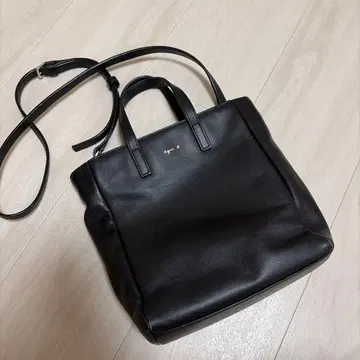 Agnesb 블랙 가죽 숄더백 에네스베