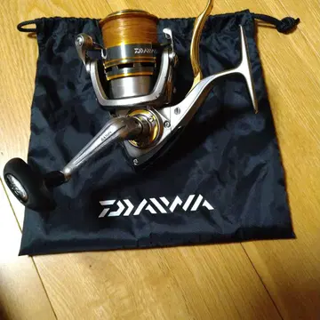 다이와 레버 브레이크 스피닝 릴 프레소 3000HLBD 수납 봉투 포함