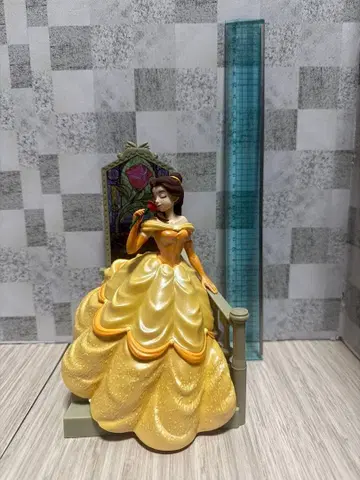 디즈니 프린세스 제일복권 A상 벨 피규어