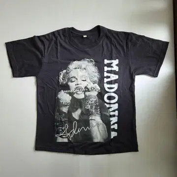 MADONNA 그래픽 프린트 T셔츠