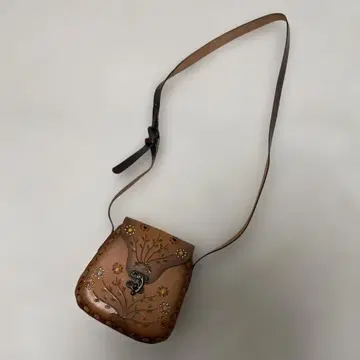 멕시칸 꽃무늬 손 조각 카빙 가죽 숄더백