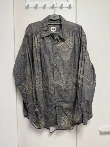 AIE 페이즐리 무늬 긴팔 셔츠 M