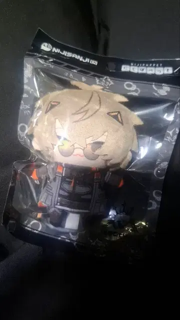 Noctyx NIJI 퍼펫 알반 녹스