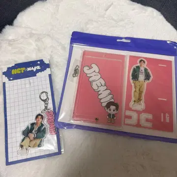 미사용 새상품 NCT xyz 팝업 제민 아크릴 스탠드 아크릴 키링 세트