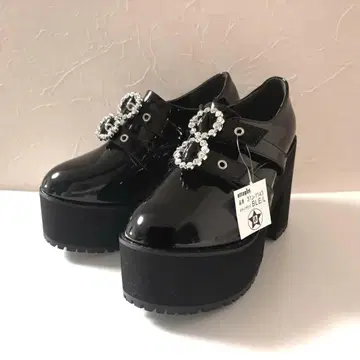 attagirl 통굽 로퍼 L 사이즈 24.0-24.5