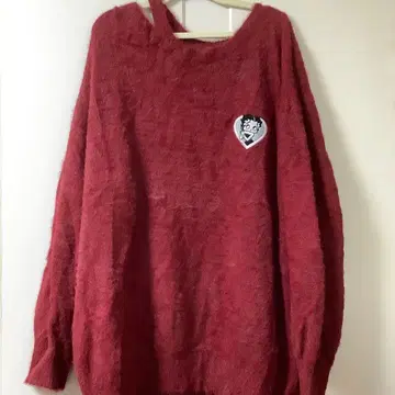 [베티짱] 버건디 니트 긴팔 하트 자수 베티 붑