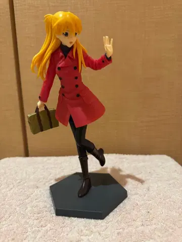 [ 아스카 ] 빨간색 코트 사복 피규어 신세기 에반게리온