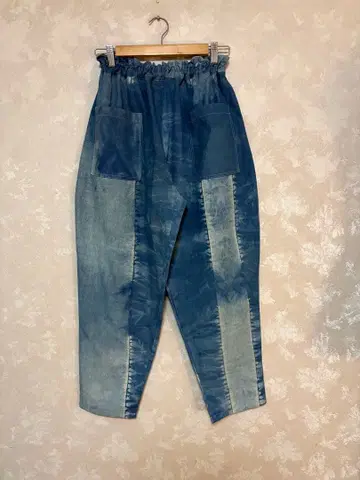 601. 네이비 나염 팬츠, 시보리 염색 수제 염색 넉넉한 약간 벌룬