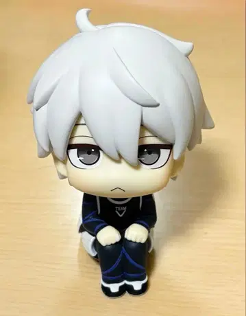 블루 록 나기 세이시로 룩업 피규어