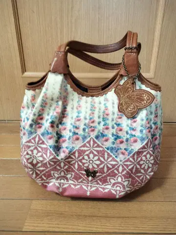 ANNA SUI 꽃무늬 토트백 나비 참 포함