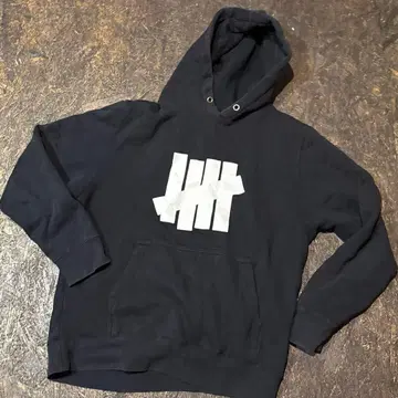 UNDEFEATED 후디 S 사이즈