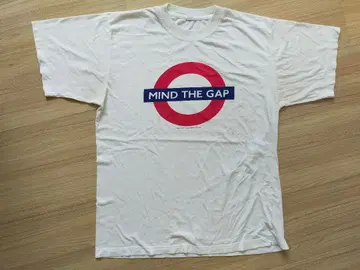 MIND THE GAP 영국 UK Underground 티셔츠
