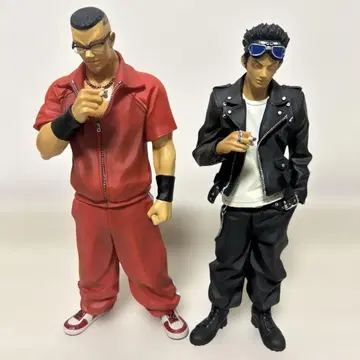 크로우즈&워스트 나카지마, 카즈키 피규어만 2체 세트