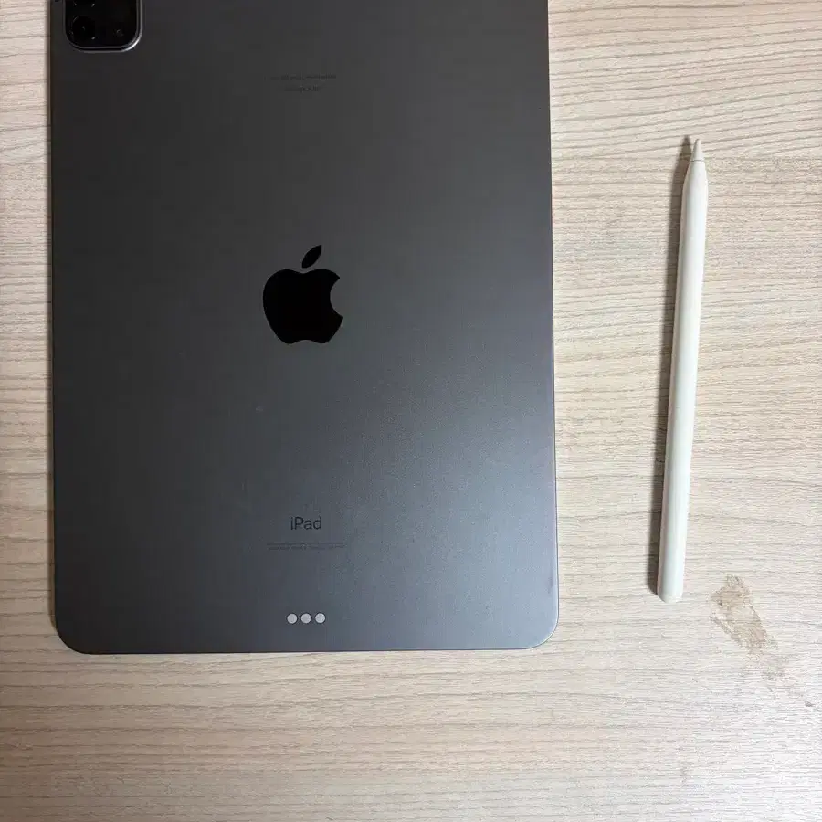 iPad Pro 3rd Generation 11-inch 128GB + Apple Pencil Genuine iPad Pro 3rd Generation 11-inch 128GB + Apple Pencil Genuine