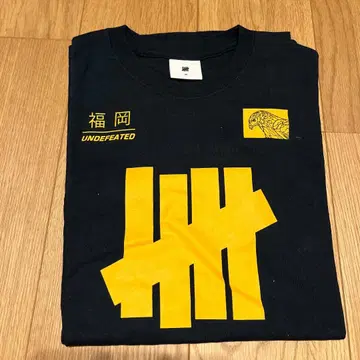 undefeated 후쿠오카점 한정판 Tee