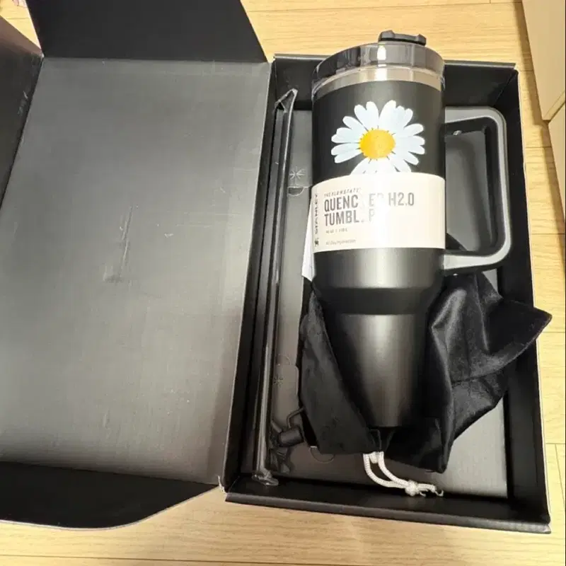 스탠리 퀜처 H2.0 GD 텀블러 데이지 블랙 새상품
