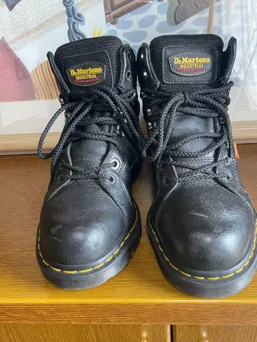 닥터 마틴 블랙 하이컷 부츠 [안전화] 레어 3일 한정 판매