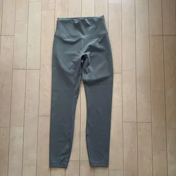 룰루레몬 원더 트레인 HR 타이츠 24