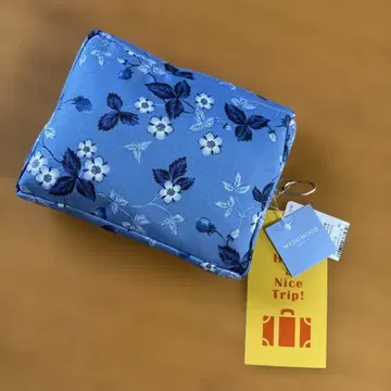 WEDGWOOD 칼리온 토트백