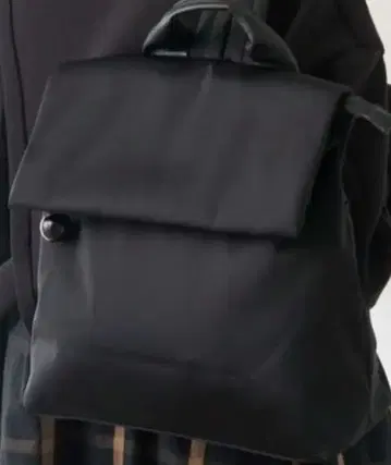 [ 새상품급 ] ear PAPILLONNER 블랙 백팩 수지 공 부품