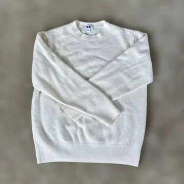 UNIQLO 캐시미어 스웨터 S 사이즈 크림색