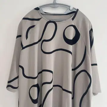 LADUREE 라듀레 그레이 추상 무늬 오버 사이즈 T셔츠 F