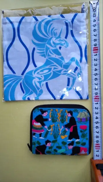 라오스제 수제 자수 접이식 지갑 십이지신 패턴 복조리