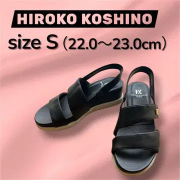 새상품급 HIROKO KOSHINO 블랙 컴포트 통굽 샌들 S
