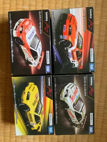 토미카 레이싱 GTR 4대 세트