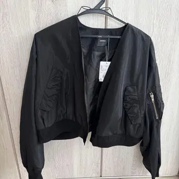 MURUA 미니 기장 블랙 MA-1 자켓 정가 9,900엔