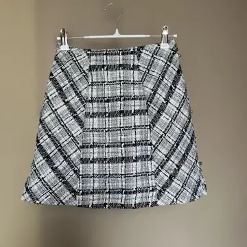 M me eme 라메 트위드 사다리꼴 스커트