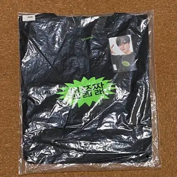 NCT DREAM 팝업 스토어 T셔츠 트레이딩 카드 마크 MARK