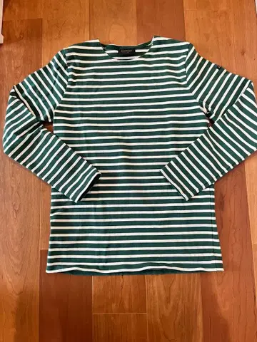 르 미노르 그린 바스크 셔츠 taille 3