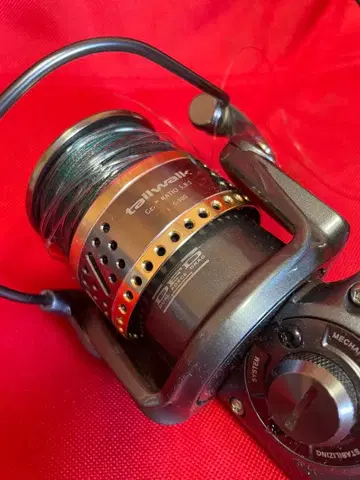 tailwalk C2-1000H 스피닝 릴 오른손잡이용