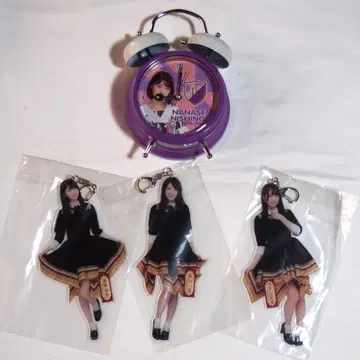 노기자카46 개별 보이스 알람 시계 & 아크릴 빅 키링 3종 묶음 판매