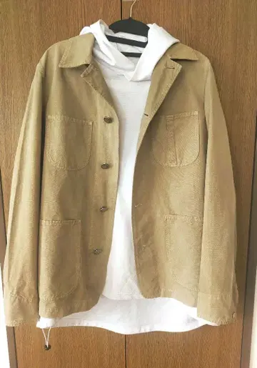 C.P.Company 베이지 자켓 캐주얼 50 L 새상품급 멋스러운