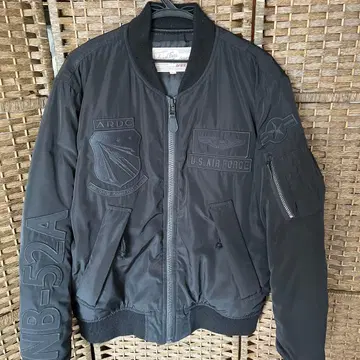 AVIREX MA-1 플라이트 자켓 블랙