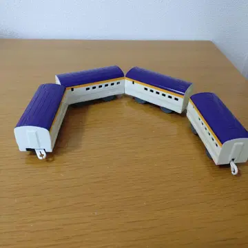 프라레일 박람회 입장 기념 E8계 신칸센 츠바사 중간 차량 4량