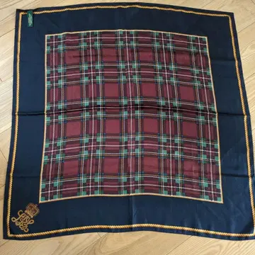 랄프 로렌 체크 무늬 네이비 스카프