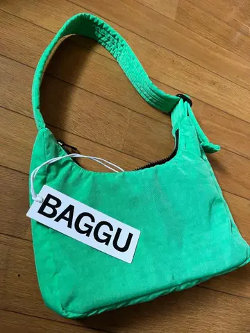 BAGGU 숄더백 새상품