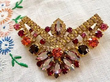 유럽 빈티지 컬러풀 브로치 앤티크 벼룩시장 멀티 컬러