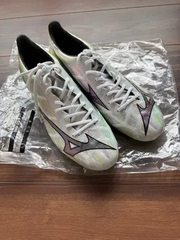 미즈노 알파 2 엘리트 27.5 미사용 새상품