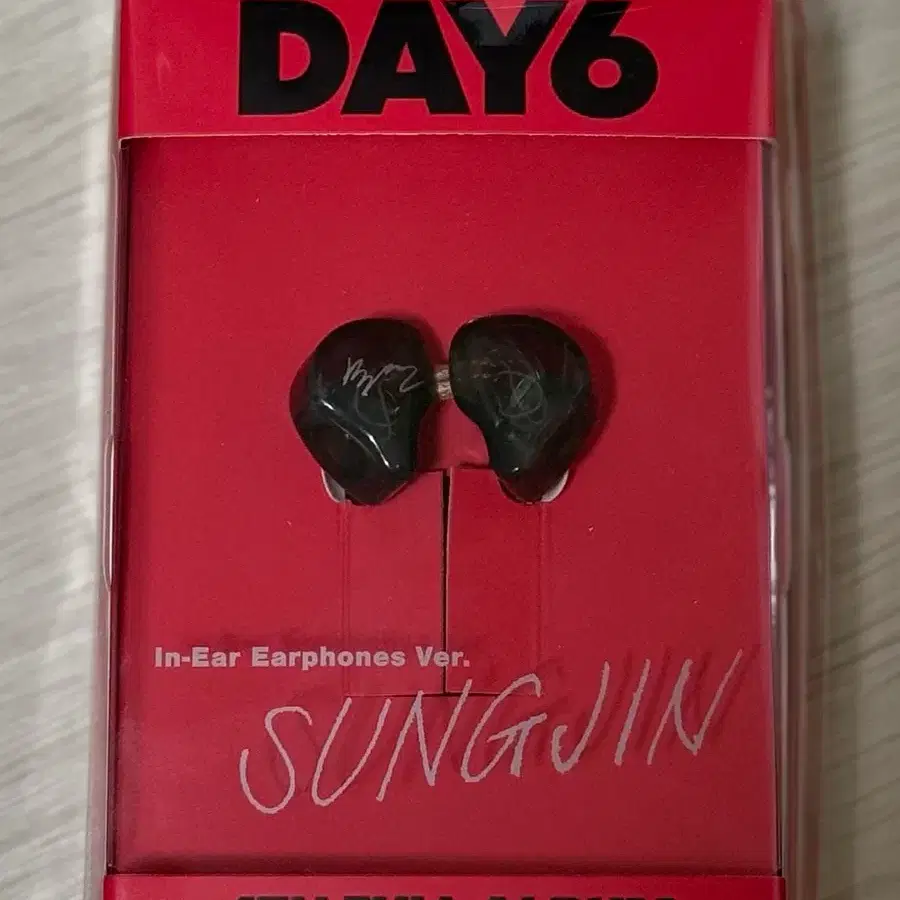 トレカ 付き DAY6 ドウン(DOWOON) IN-EAR ショップからお知らせ 【公式